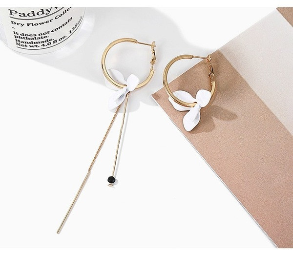 Sieviešu auskari ar 3D ziedu un kulonu