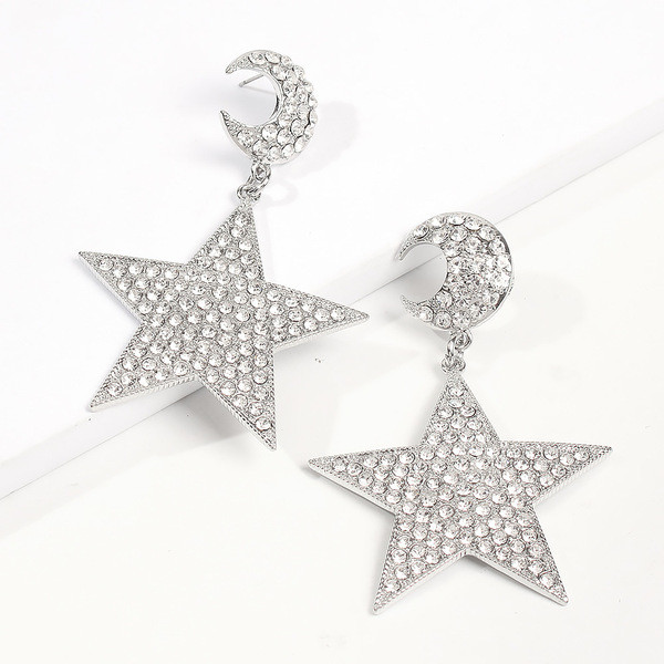 Kabantys moteriški žvaigždės ir mėnulio formos auskarai