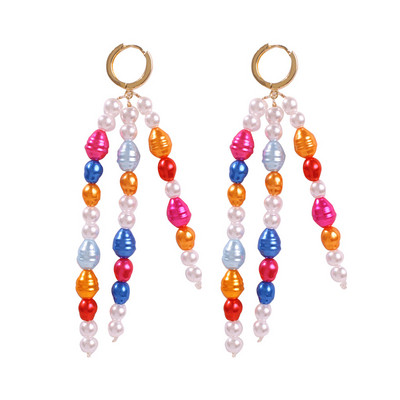 Kabantys moteriški perliniai auskarai