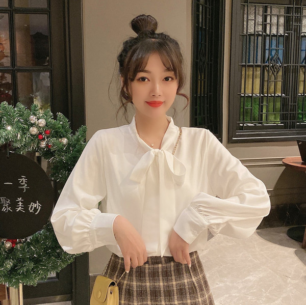 Moteriški marškiniai su kaspinu ir ilgomis rankovėmis - naujas modelis