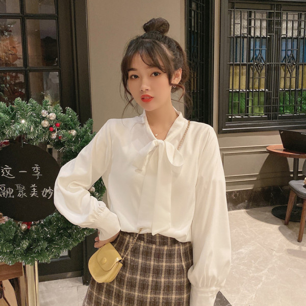 Moteriški marškiniai su kaspinu ir ilgomis rankovėmis - naujas modelis