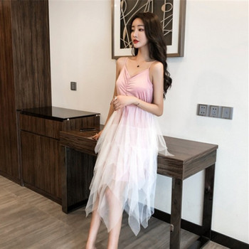 Rochie moderna de dama cu bretele subtiri si tul