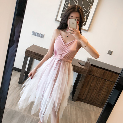 Rochie moderna de dama cu bretele subtiri si tul