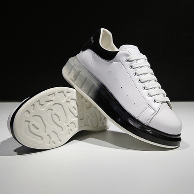 Tenisi actuali de dama cu talpa inalta colorata