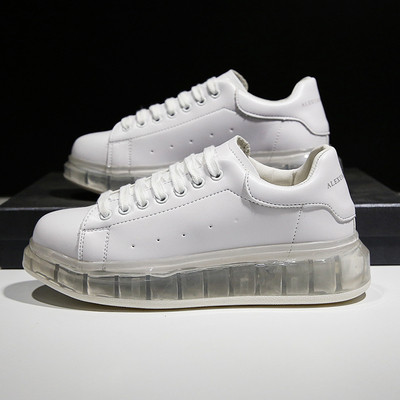 Tenisi actuali de dama cu talpa inalta colorata