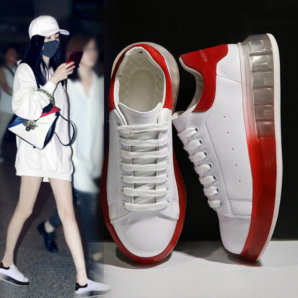 Tenisi actuali de dama cu talpa inalta colorata