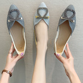 Laisvalaikio moteriški batai plokščiu padu smailaus modelio ir sagtimi