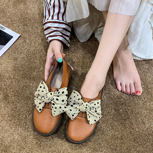 Moteriški laisvalaikio odiniai batai su kaspinu