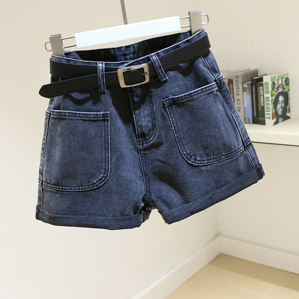 Moteriški džinsiniai šortai su kišenėmis ir dirželiu