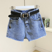Ikdienas sieviešu šorti ar rāvējslēdzējiem