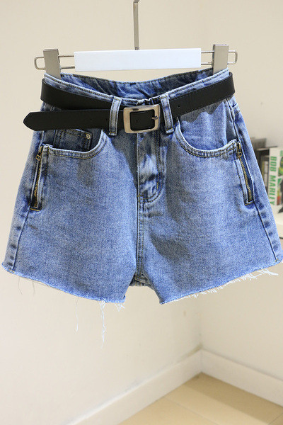 Ikdienas sieviešu šorti ar rāvējslēdzējiem