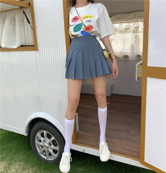 Moteriški laisvalaikio mėlyni marškinėliai su raštu