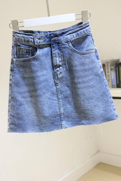 Mėlynos spalvos moteriškas džinsinis sijonas aukštu juosmeniu A formos