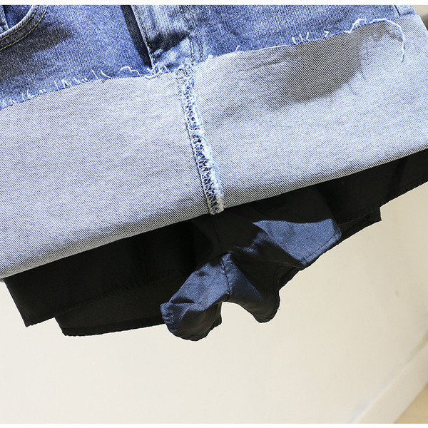 Mėlynos spalvos moteriškas džinsinis sijonas aukštu juosmeniu A formos