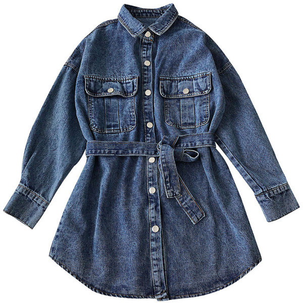 Moteriškų džinsinių marškinėlių platus modelis su kišenėmis ir juosmens diržu