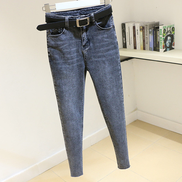 Moteriški vasariniai moteriški džinsai Liekno modelio ir aukštu juosmeniu