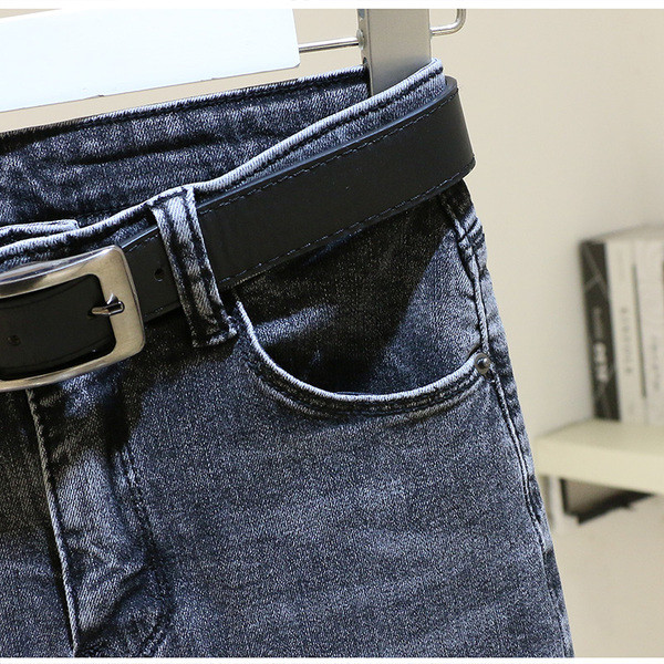 Moteriški vasariniai moteriški džinsai Liekno modelio ir aukštu juosmeniu