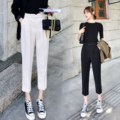 Moteriškos kelnės aukštu juosmeniu ir diržu – tiesus modelis