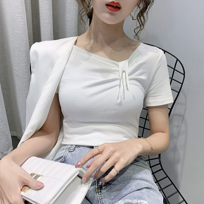 Moteriška palaidinė trumpomis rankovėmis ir akmenukais