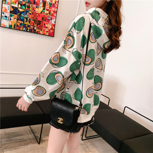 Naujas kasdienių moteriškų megztinių modelis su gobtuvu ir avokado raštu