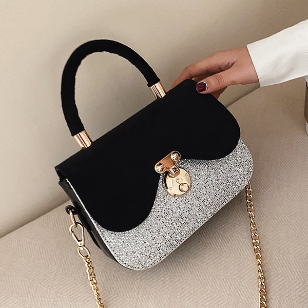 Moderni moteriška rankinė su metaline užsegimu ilga ir trumpa rankena