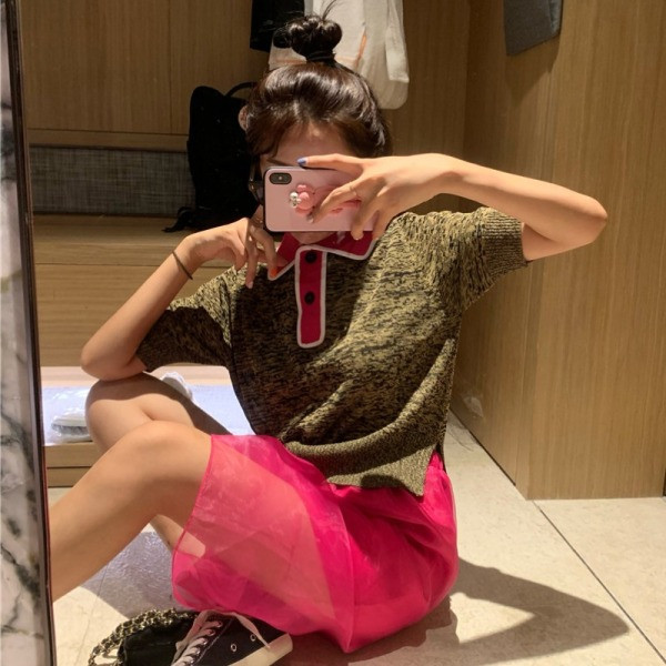 Naujo modelio spyruoklinė palaidinė iš plono mezgimo su klasikine apykakle