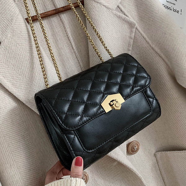 Moderni moteriška rankinė iš eko odos su ilga metaline grandinėle