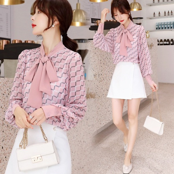 Platūs moteriški marškiniai su apykakle su kaspinu