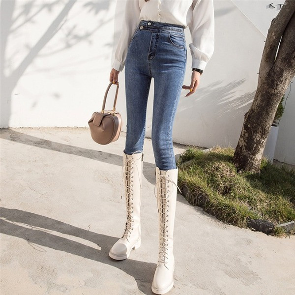 Blugi de damă cu talie înaltă și închidere la două piept