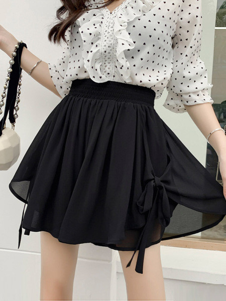 Női rövid szoknya szabású modell elasztikus derékkal