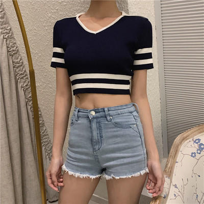 Kõrge vöökohaga teksapüksid ja narmad