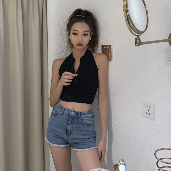 Kõrge vöökohaga teksapüksid ja narmad