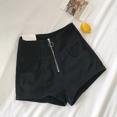 Mūsdienīgi sieviešu šorti ar augstu vidukli, kabatām un rāvējslēdzēju
