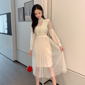 Дамска рокля с тюл и перли