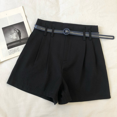 Pantaloni scurți casual de damă cu talie înaltă și curea