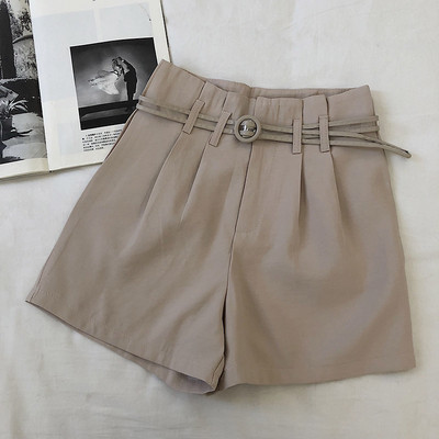 Pantaloni scurți casual de damă cu talie înaltă și curea