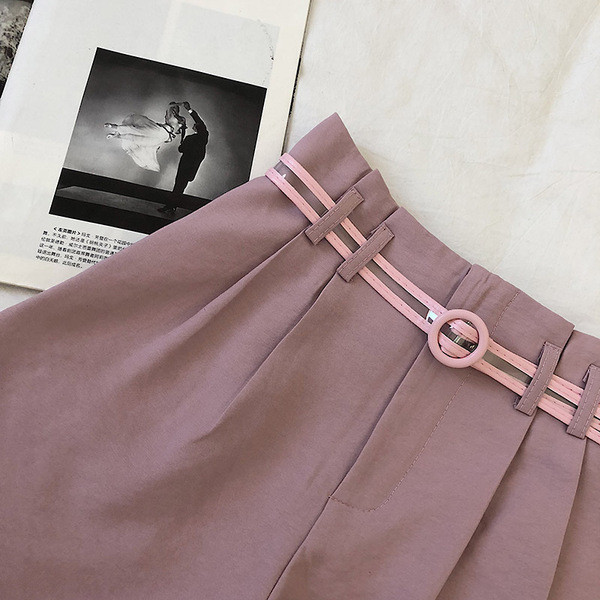 Pantaloni scurți casual de damă cu talie înaltă și curea