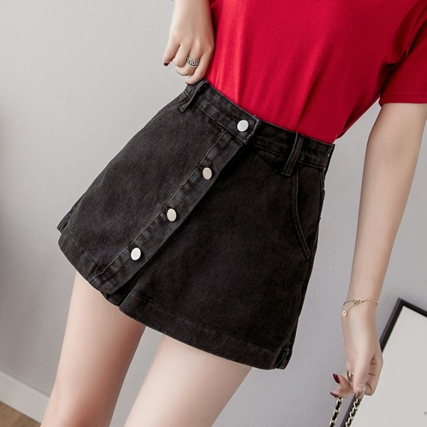 Къса дамска пола с асиметрично закопчаване 