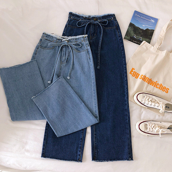 Alkalmi női farmer egyenes modell magas derékkal és övvel