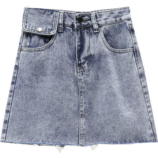 Moderni īsi sieviešu svārki ar kabatām un saplēstiem elementiem