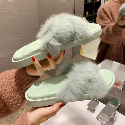 Alkalmi női papucs lapos talppal és pehellyel - két modell