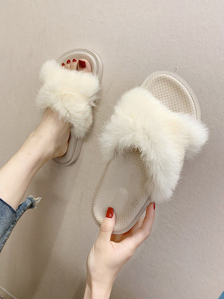 Alkalmi női papucs lapos talppal és pehellyel - két modell