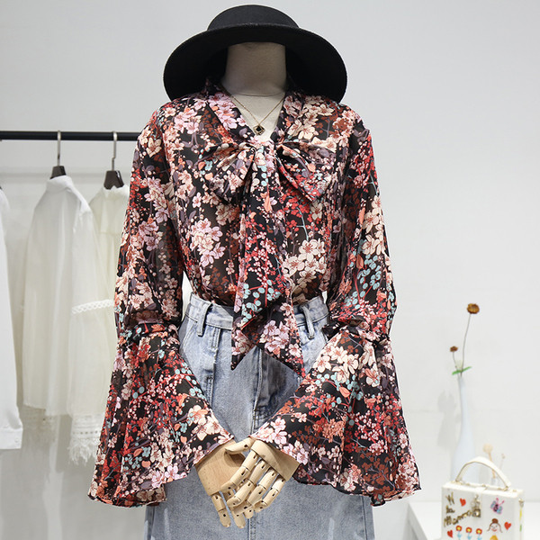 Új modell női ing virágmintával, lótusz ujjakkal és szalaggal