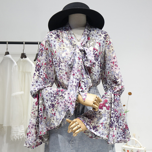 Új modell női ing virágmintával, lótusz ujjakkal és szalaggal