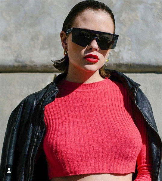 Elegantne ženske sunčane naočale sa širokim okvirom