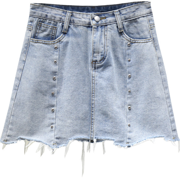 Modernus moteriškas sijonas su metaliniais elementais ir plėšytais motyvais