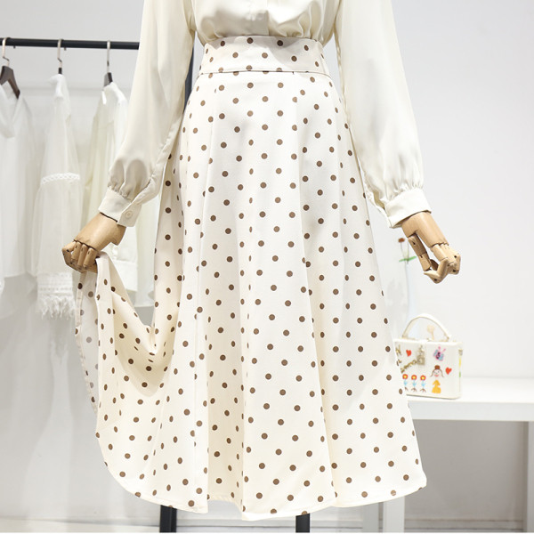 Iškirpto modelio moteriškas sijonas su taškeliais – aukštu liemeniu