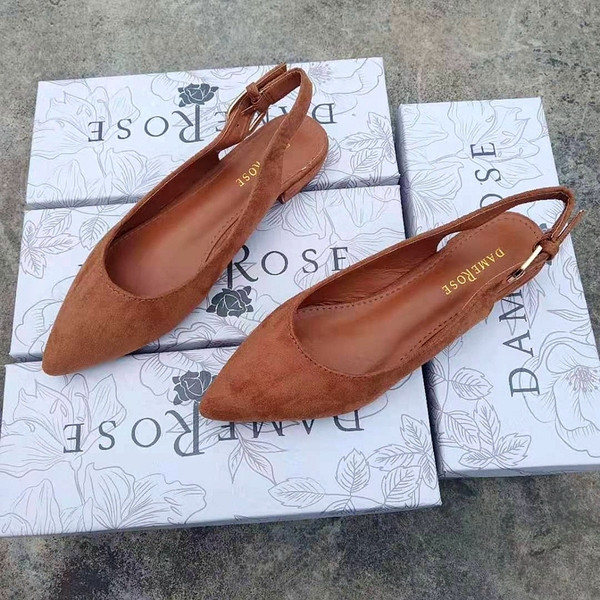 Moteriškos laisvalaikio basutės iš ekologiško zomšos smailaus modelio