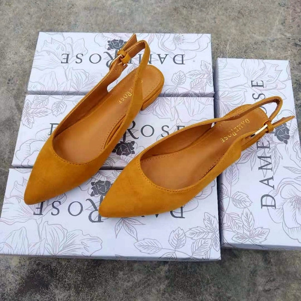 Moteriškos laisvalaikio basutės iš ekologiško zomšos smailaus modelio