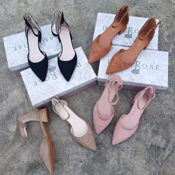 Moteriškos basutės žemu storu kulnu iš ekologiškos zomšos